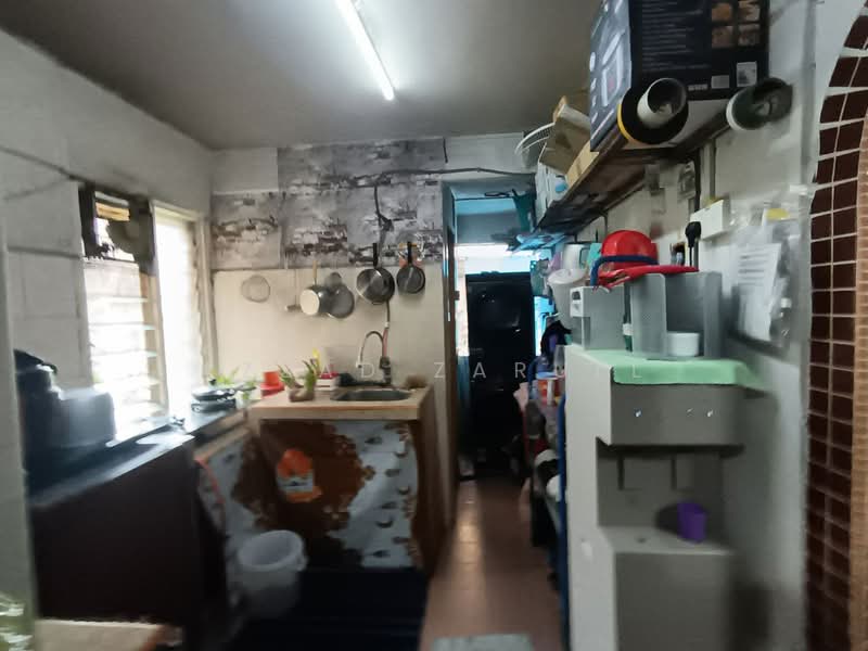 Rumah Flat untuk Dijual di Taman Angsana Hilir - Azzad Zarull - Kitchen - PropertyGuru.com.my