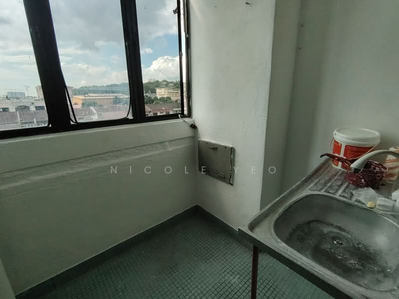 Rumah Flat untuk Disewa di Cherry - Nicole Yeo - Balcony - PropertyGuru.com.my