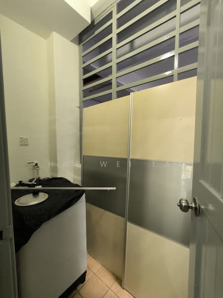 Apartment for Rent at Alpine Village - Chee Wei Tan - Interior - PropertyGuru.com.my