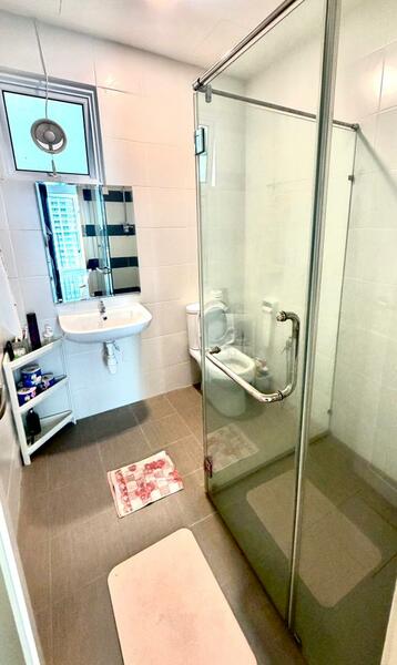 Condominium for Sale at Imperial Residences - Alex Nai - Bathroom - PropertyGuru.com.my