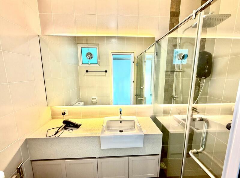 Condominium for Sale at Imperial Residences - Alex Nai - Bathroom - PropertyGuru.com.my