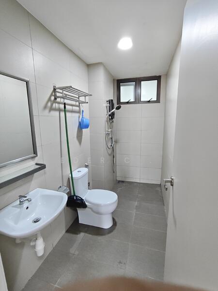 Condominium for Rent at Skycube - Ederic . - Bathroom - PropertyGuru.com.my