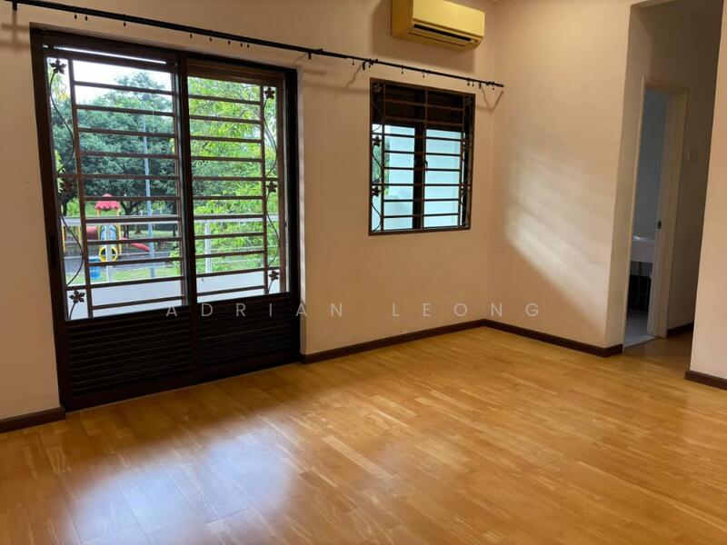 2-storey Terraced House for Sale in Bandar Kinrara (Selangor) - Adrian Leong - Master Bedroom - PropertyGuru.com.my