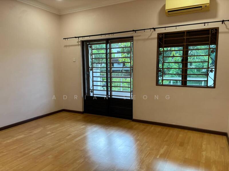 2-storey Terraced House for Sale in Bandar Kinrara (Selangor) - Adrian Leong - Masterbedroom - PropertyGuru.com.my