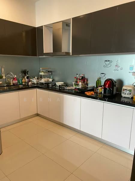Servis Apartment untuk Dijual di The Azure Residences - Bernard Tay - Kitchen - PropertyGuru.com.my
