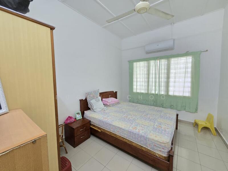 1-storey Terraced House for Sale in Taman Kancing Jaya (Rawang) - Eugene Choo - Bedroom - PropertyGuru.com.my