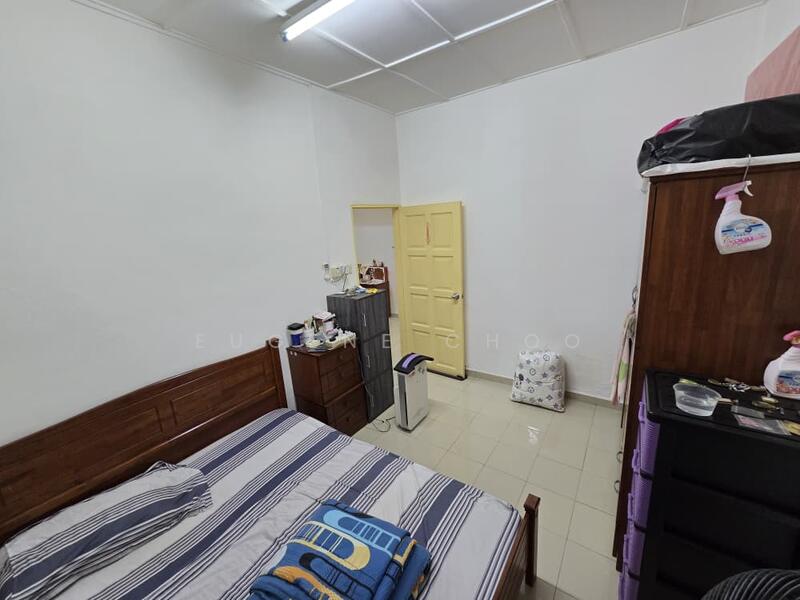 1-storey Terraced House for Sale in Taman Kancing Jaya (Rawang) - Eugene Choo - Bedroom - PropertyGuru.com.my