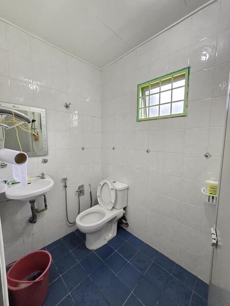 1-storey Terraced House for Sale in Taman Kancing Jaya (Rawang) - Eugene Choo - Bathroom - PropertyGuru.com.my