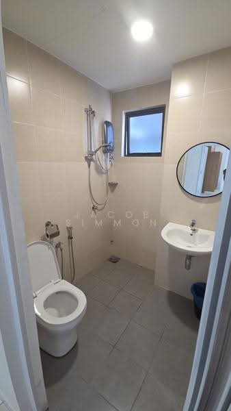 Kediaman Servis untuk Disewa di Arena Residences - Jacob Simmon - Bathroom - PropertyGuru.com.my
