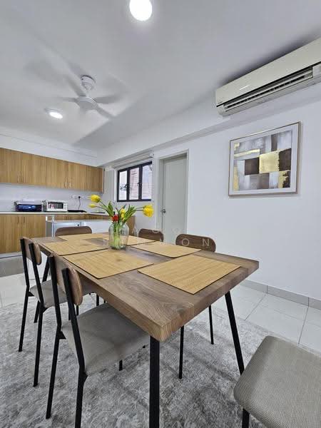 Kediaman Servis untuk Disewa di Arena Residences - Jacob Simmon - Dining Room - PropertyGuru.com.my