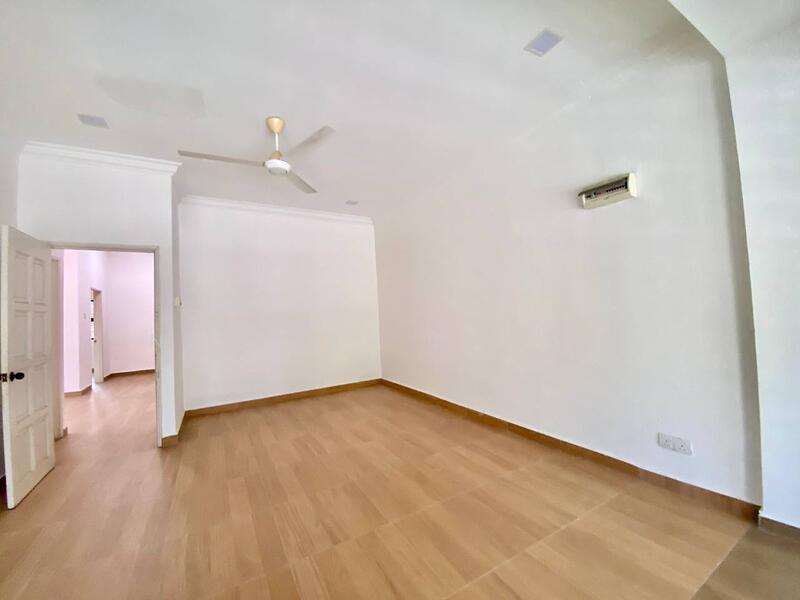 For Sale - Taman Koperasi Cuepacs