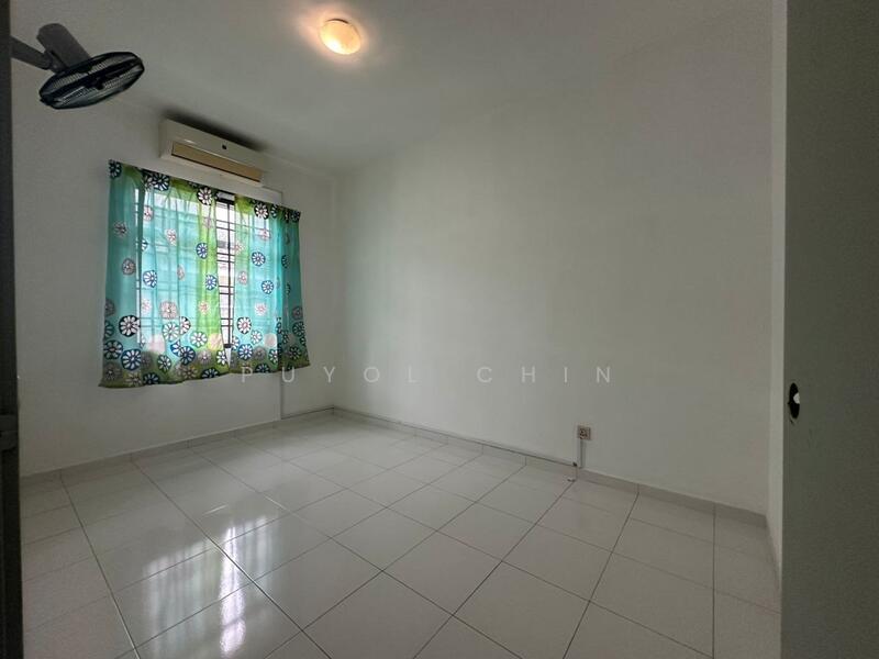 Untuk Disewa - Setia Tropika