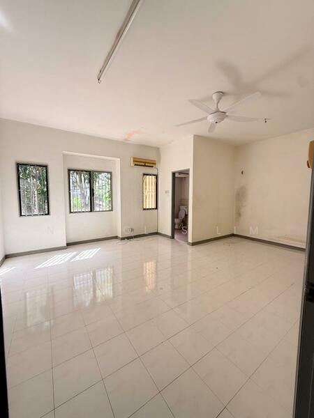 Rumah Teres untuk Dijual di Tanjung Bungah (Penang) - Nickolas Lim - Living Room - PropertyGuru.com.my
