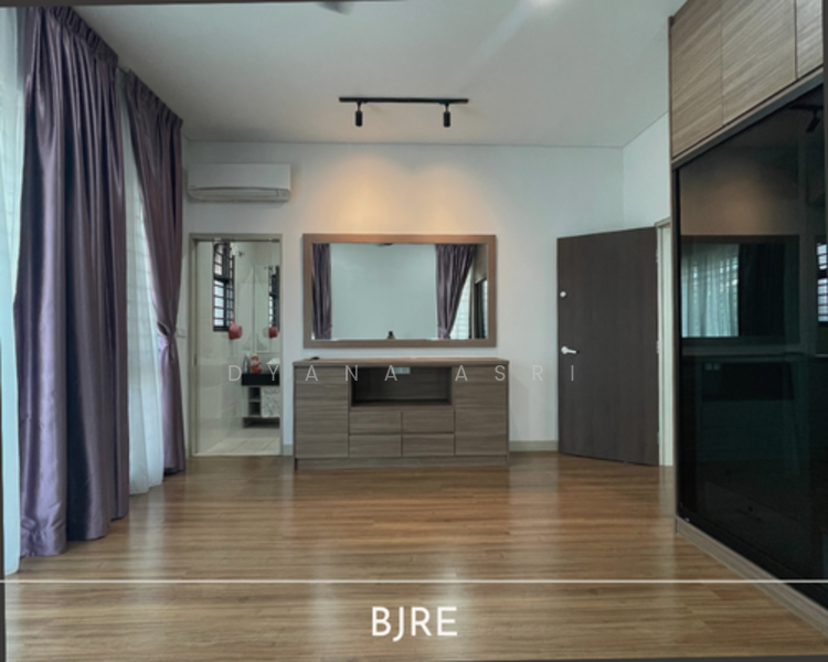 2-storey Terraced House for Sale in Elmina (Shah Alam) - Dyana Asri - Living Room - PropertyGuru.com.my