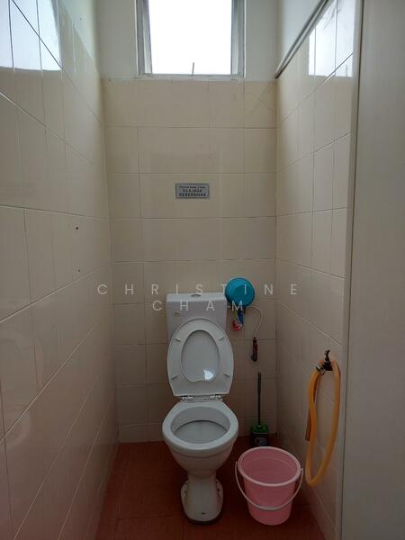 Shop / Office for Rent in Taman Perindustrian Kota Tinggi (Kota Tinggi) - Christine Cham - Bathroom - PropertyGuru.com.my