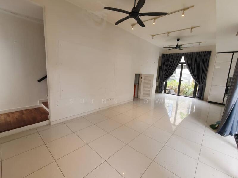 Avira Medini Iskandar untuk Untuk Dijual - RM 995,000, Mac 2026 - Living Room - PropertyGuru.com.my