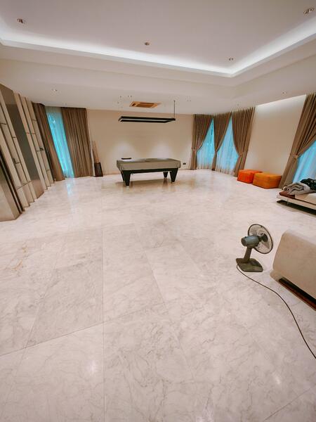 Untuk Disewa - valencia