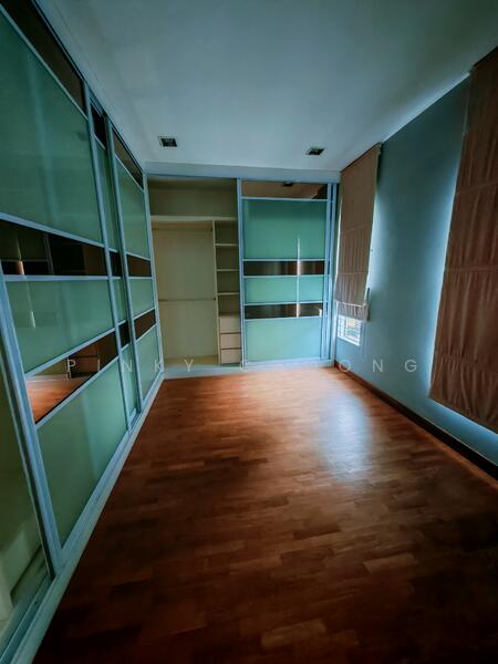 Untuk Disewa - valencia