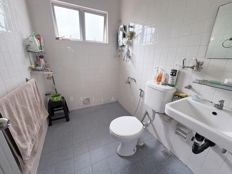 SS 21, Damansara Utama Petaling Jaya untuk Untuk Dijual - RM 2,500,000, Apr 2026 - Bathroom - PropertyGuru.com.my