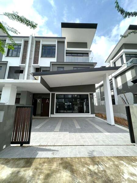 Semi-Detached House for Sale in Nusa Sentral (Iskandar Puteri (Nusajaya)) - Karl Lim - Exterior - PropertyGuru.com.my