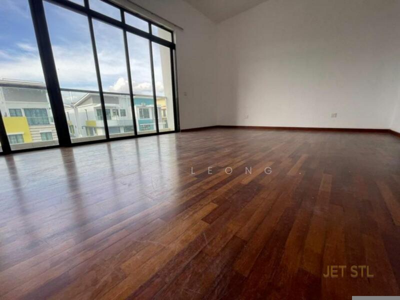 Cluster House for Sale in Setia Utama (Setia Alam) - Steve Leong . - Living Room - PropertyGuru.com.my