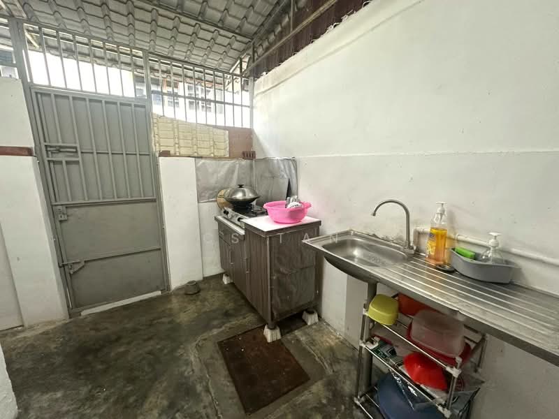 2-storey Terraced House for Sale in Taman Sri Skudai (Skudai) - CS Tan - Kitchen - PropertyGuru.com.my