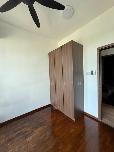 Service Residence for Sale at Crescent Bay Suites (Teluk Bayu) - Gyden Heng - Bedroom - PropertyGuru.com.my