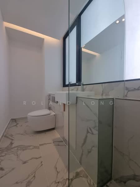 Kediaman Servis untuk Disewa di Lumi Tropicana Serviced Residence - Roland Long - Bathroom - PropertyGuru.com.my
