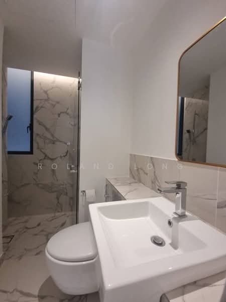 Kediaman Servis untuk Disewa di Lumi Tropicana Serviced Residence - Roland Long - Bathroom - PropertyGuru.com.my