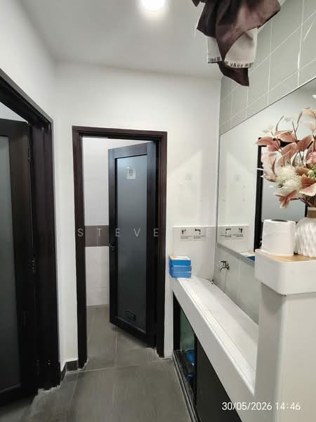 Shop / Office for Sale in Johor Bahru (Johor) - Steve Tey - Bathroom - PropertyGuru.com.my
