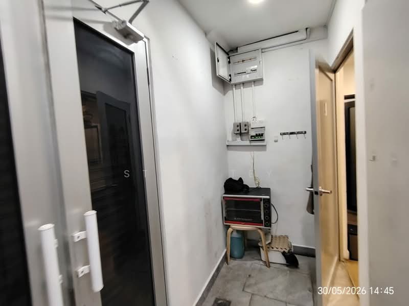 Shop / Office for Sale in Johor Bahru (Johor) - Steve Tey - Entrance - PropertyGuru.com.my