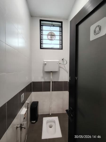 Shop / Office for Sale in Johor Bahru (Johor) - Steve Tey - Bathroom - PropertyGuru.com.my