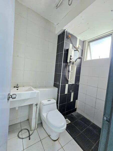 For Sale - D'Ambience Residences (Pangsapuri Ikatan Flora)