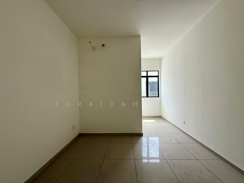 2-storey Terraced House for Sale in Semenyih (Selangor) - Zuraidah Dan - Bedroom - PropertyGuru.com.my