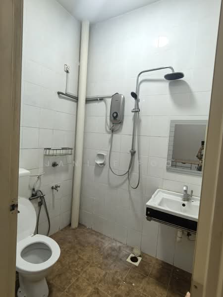 Rumah Teres 2 Tingkat untuk Disewa di Taman JP Perdana (Johor Bahru) - Janice Foo - Bathroom - PropertyGuru.com.my