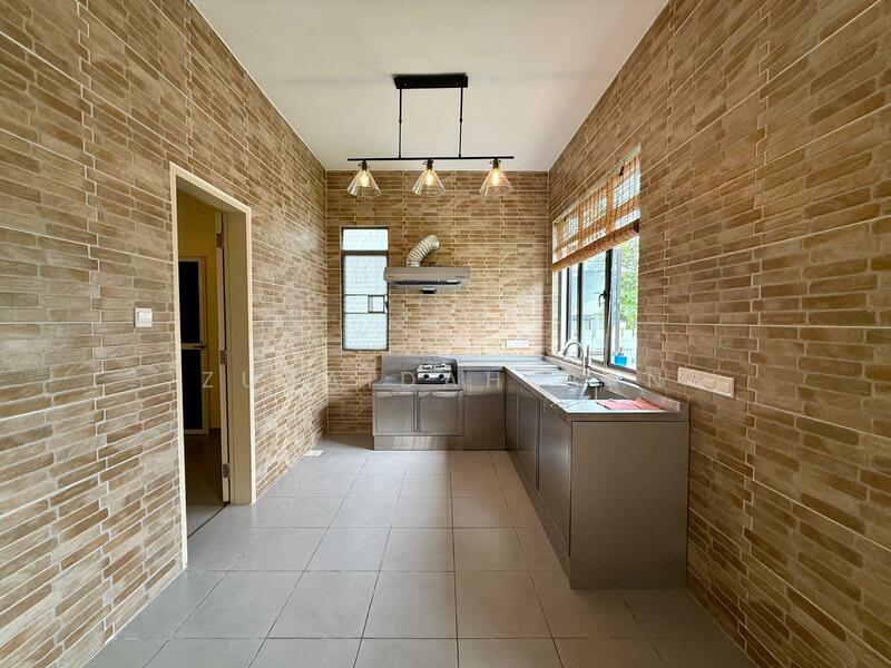 2-storey Terraced House for Sale in Semenyih (Selangor) - Zuraidah Dan - Kitchen - PropertyGuru.com.my