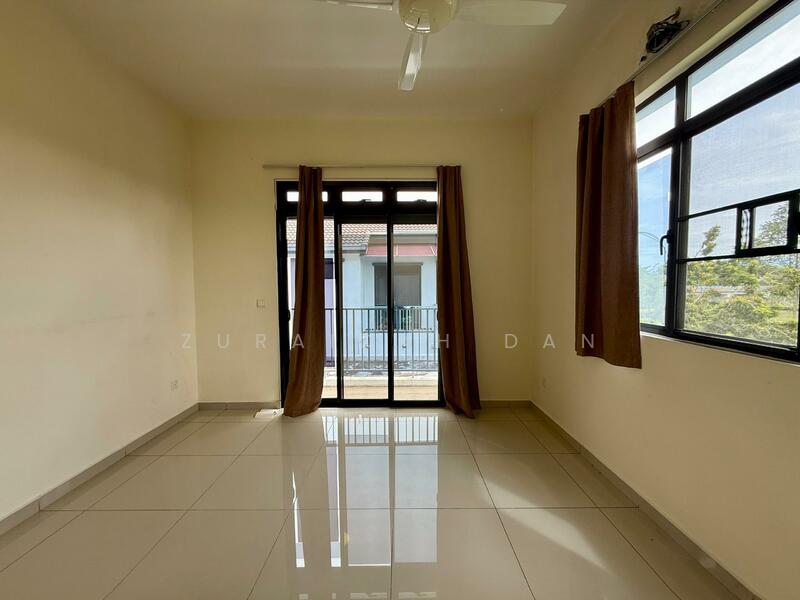 2-storey Terraced House for Sale in Semenyih (Selangor) - Zuraidah Dan - Bedroom - PropertyGuru.com.my
