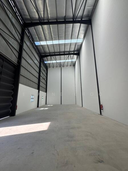 For Rent - ETP @ KIIP JENJAROM Industrial Park Brand New Cluster / Semi-D Factory Warehouse