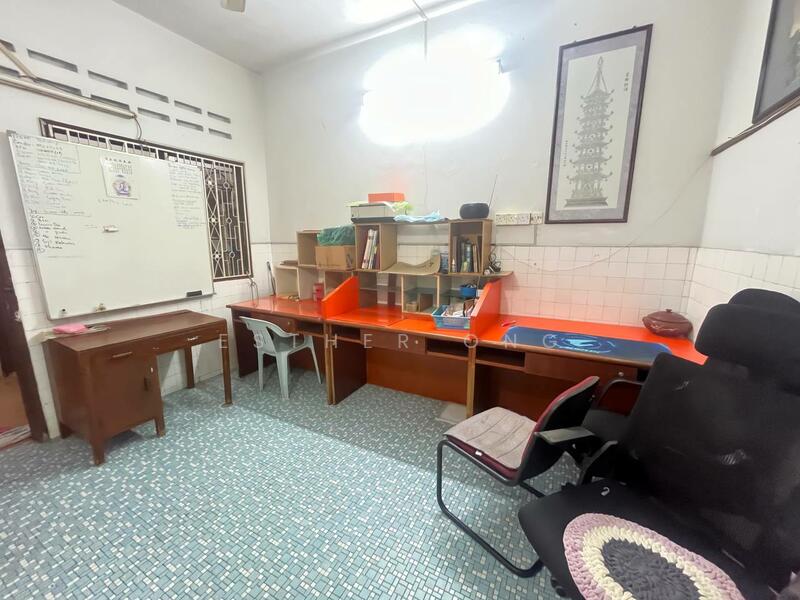 2-storey Terraced House for Sale in Taman Seremban Baru (Seremban) - Esther Ong - Study - PropertyGuru.com.my