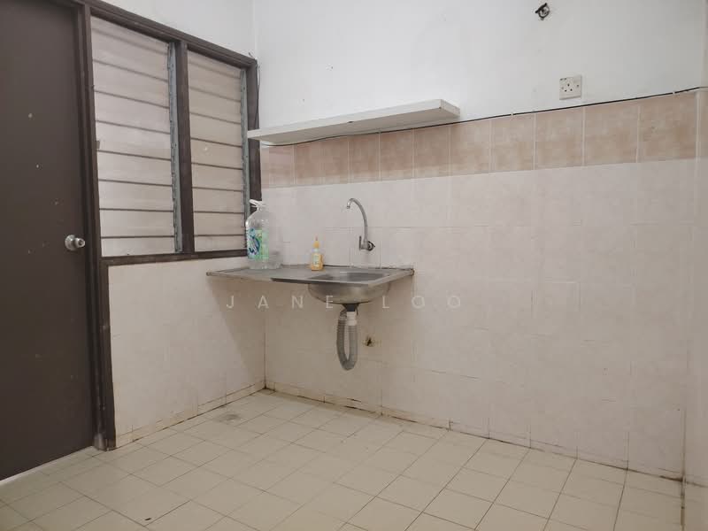 2-storey Terraced House for Sale in Taman Lestari Putra (Seri Kembangan) - Jane Loo - PropertyGuru.com.my