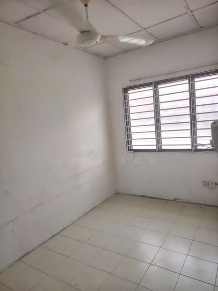 Rumah Teres 2-Tingkat untuk Dijual di Taman Lestari Putra (Seri Kembangan) - Jane Loo - PropertyGuru.com.my