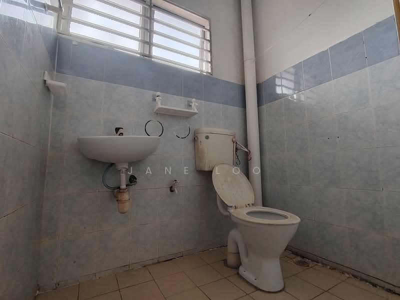 Rumah Teres 2-Tingkat untuk Dijual di Taman Lestari Putra (Seri Kembangan) - Jane Loo - PropertyGuru.com.my