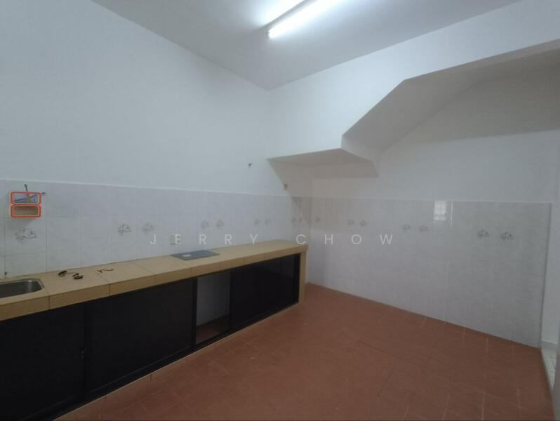 2-storey Terraced House for Sale in Bercham (Ipoh) - Jerry Chow - Kitchen - PropertyGuru.com.my