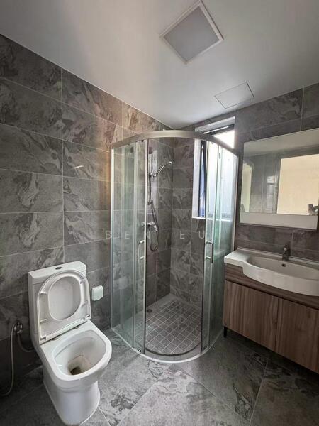 Rumah Kluster untuk Dijual di Forest City (Gelang Patah) - Ben Eu - Bathroom - PropertyGuru.com.my