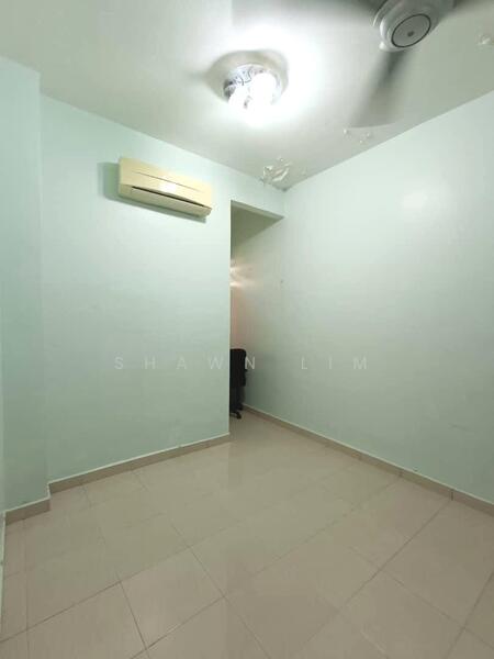 Untuk Disewa - Dato Onn Jalan Perjiranan 10