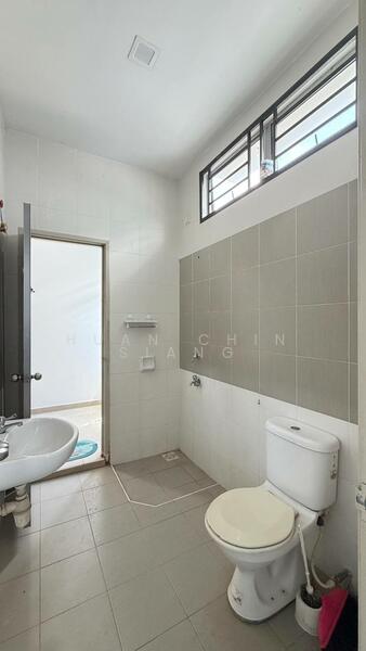 2-storey Terraced House for Sale in Iskandar Puteri (Nusajaya) (Johor) - Huan Chin Siang - Bathroom - PropertyGuru.com.my