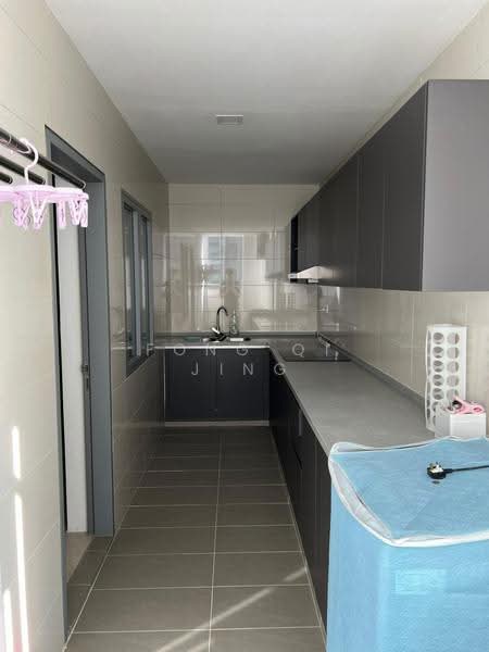 Condominium for Rent at Lakefront Residence - Fong Qi Jing - Kitchen - PropertyGuru.com.my