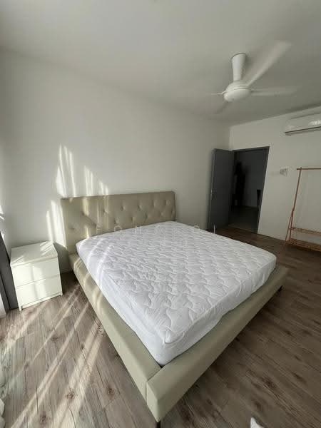 Condominium for Rent at Lakefront Residence - Fong Qi Jing - Bedroom - PropertyGuru.com.my