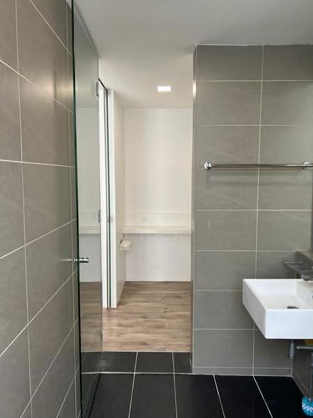 Condominium for Rent at Lakefront Residence - Fong Qi Jing - Bathroom - PropertyGuru.com.my