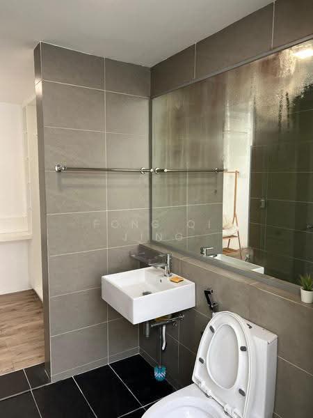 Condominium for Rent at Lakefront Residence - Fong Qi Jing - Bathroom - PropertyGuru.com.my